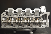 Cylinder Head Dodge Durango, Dakota, RAM 4.7L 285ci V8 GAS SOHC w/ EGR 00-03 w / Gasket & Bolt Set
