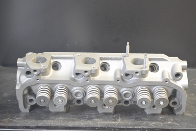 Ford 4.0L 244ci - 98TM Cylinder Head