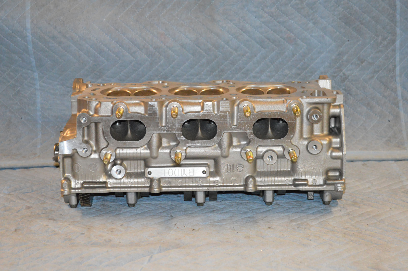 Isuzu Remanufactured Cylinder Head Right, Year:98-04 Isuzu Remanufactured Cylinder Head Right, Year:98-04